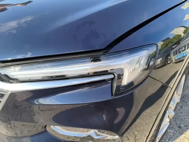 Buick Enclave — Фото автомобиля 23