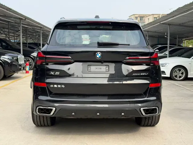 BMW X5 — Фото автомобиля 8