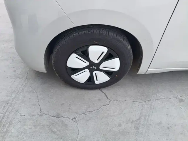 Wuling Hongguang Mini EV — Фото автомобиля 22