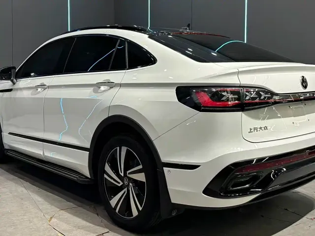 Volkswagen Tiguan X — Фото автомобиля 8