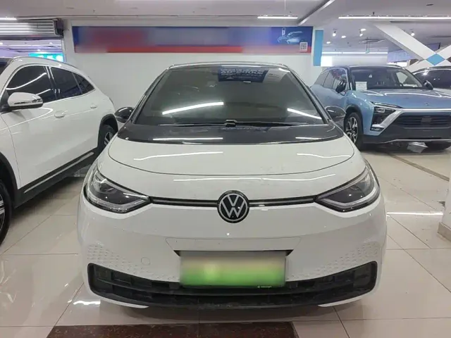 Volkswagen ID.3 — Фото автомобиля 2