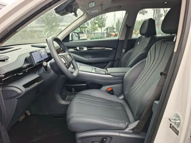 Geely Galaxy E5 — Фото автомобиля 5