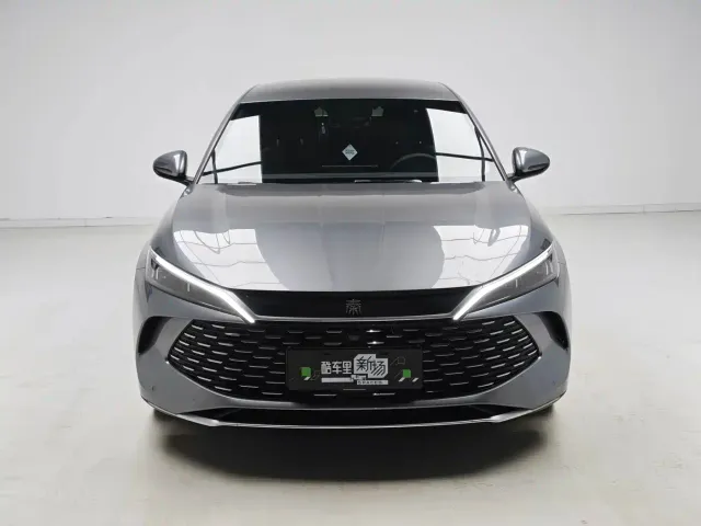 BYD Qin L — Фото автомобиля 2