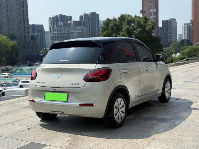 Wuling Bingo — Фото автомобиля 10
