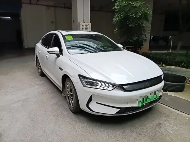 BYD Qin PLUS — Фото автомобиля 3