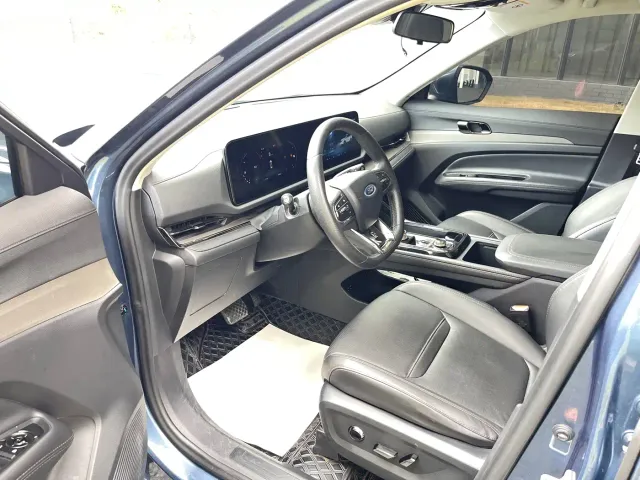 Ford Lingrui — Фото автомобиля 4