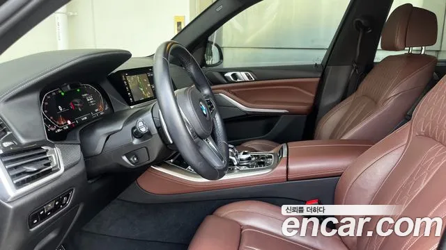 BMW X5 xDrive 40i M Sport — Фото автомобиля 11