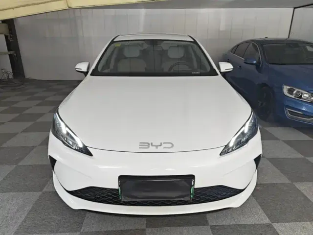 BYD Seal 05 DM-i — Фото автомобиля 2