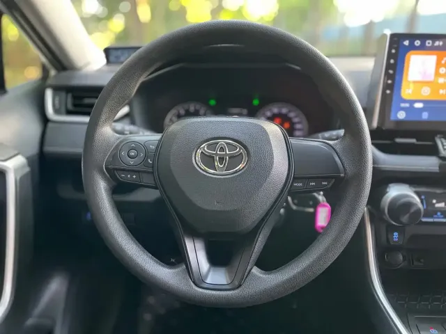 Toyota Wildlander 2022 Facelift 2.0L CVT 2WD Leading Edition — Фото автомобиля 13