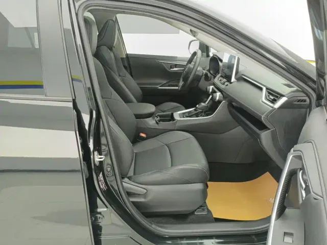 Toyota Wildlander — Фото автомобиля 8