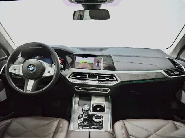 BMW X5 — Фото автомобиля 8