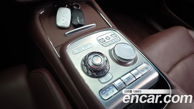 Genesis G90 Бензин 3.5 турбо AWD — Фото автомобиля 9