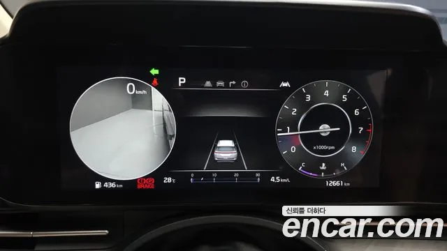 Kia Carnival Generation 4 — Фото автомобиля 11