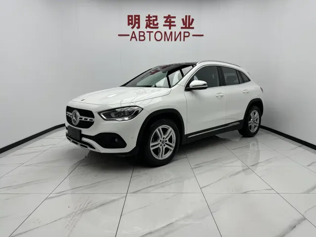 Фотография автомобиля — Mercedes-Benz GLA-Class