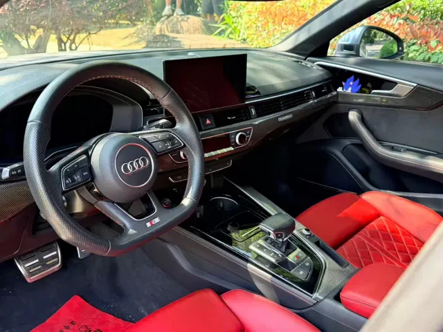 Audi S4 — Фото автомобиля 7
