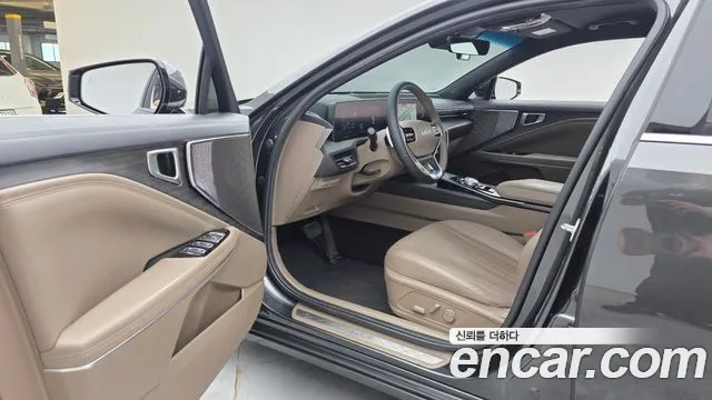 Kia K8 Hybrid — Фото автомобиля 10