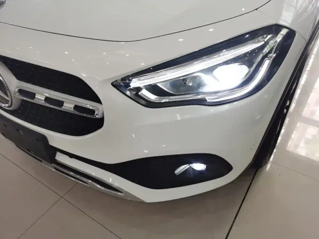 Mercedes-Benz GLA-Class — Фото автомобиля 23