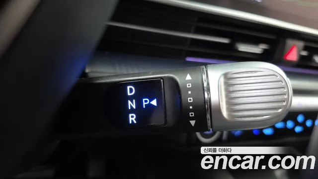 Hyundai Ioniq 6 — Фото автомобиля 12