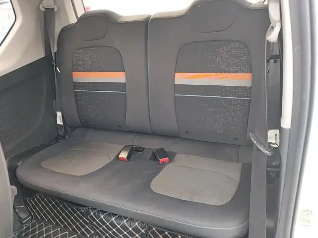 Wuling Hongguang Mini EV — Фото автомобиля 16