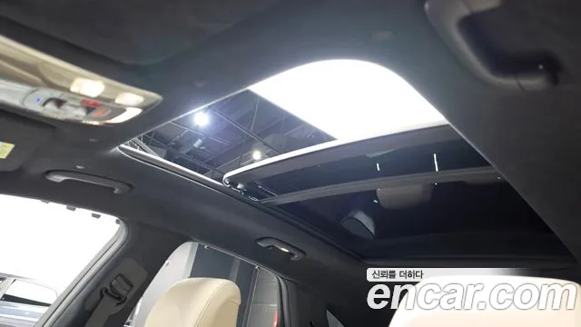 Genesis GV70 2.5T Бензин 2WD — Фото автомобиля 15