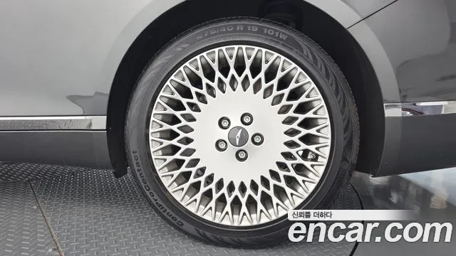 Genesis G80 Бензин 2.5 турбо AWD — Фото автомобиля 16