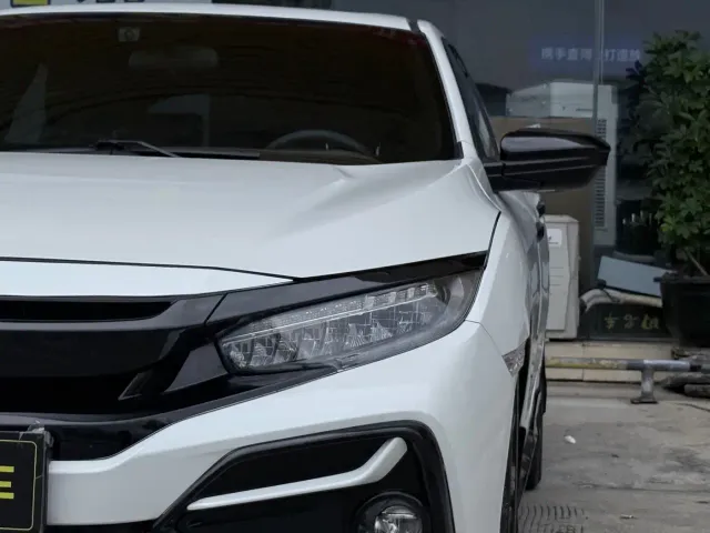 Honda Civic — Фото автомобиля 12