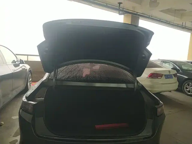 Changan Lamore — Фото автомобиля 18