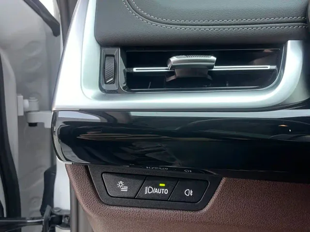 BMW X1 — Фото автомобиля 17