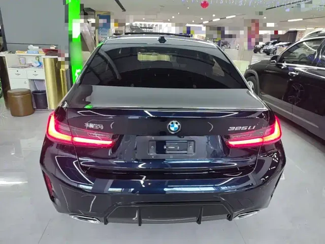 BMW 3 Series — Фото автомобиля 5