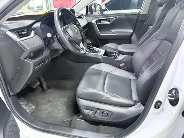 Toyota Wildlander — Фото автомобиля 6