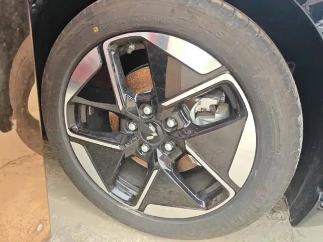 Wuling Starlight — Фото автомобиля 6
