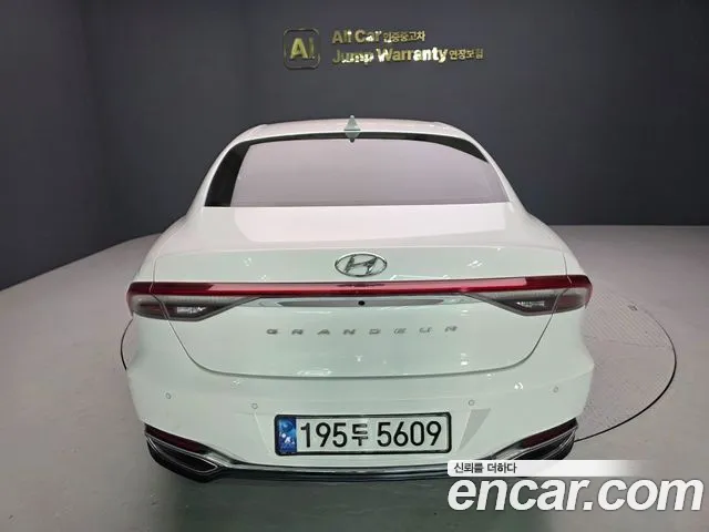 Hyundai Grandeur Grandeur (New) — Фото автомобиля 4