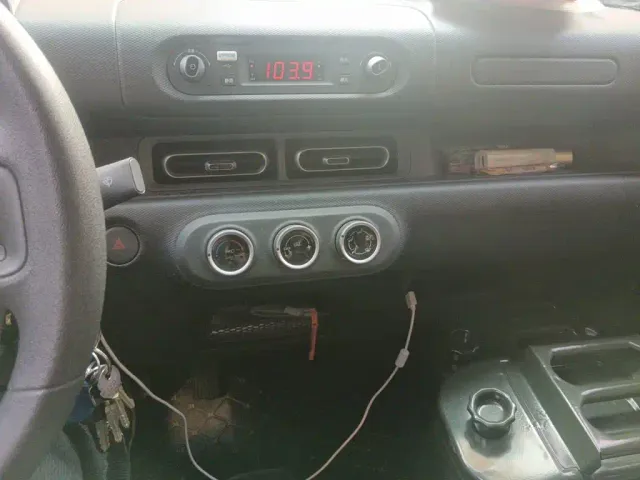 Wuling Motors Wuling Zhiguang NEV 2025 Model Comfort — Фото автомобиля 9