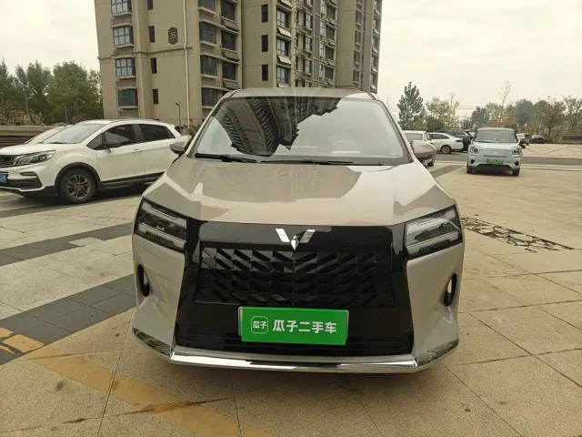 Wuling Starlight 730 — Фото автомобиля 2