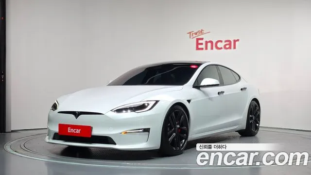 Фотография автомобиля — Tesla Model S