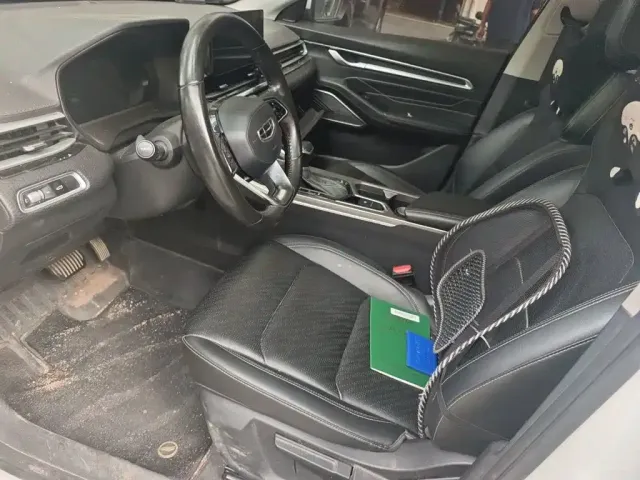 Geely Emgrand 2022 4th Generation 1.5L CVT Elite — Фото автомобиля 11