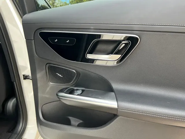 Mercedes-Benz C-Class — Фото автомобиля 12