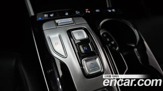 Hyundai Tucson Tucson (NX4) Бензин 1.6 Turbo 4WD — Фото автомобиля 9