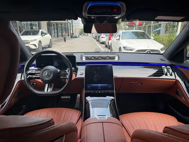 Mercedes-Benz S-Class — Фото автомобиля 11