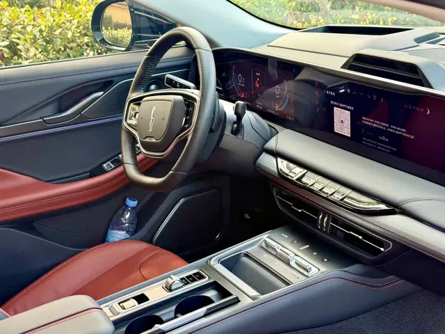 Lincoln Z — Фото автомобиля 22