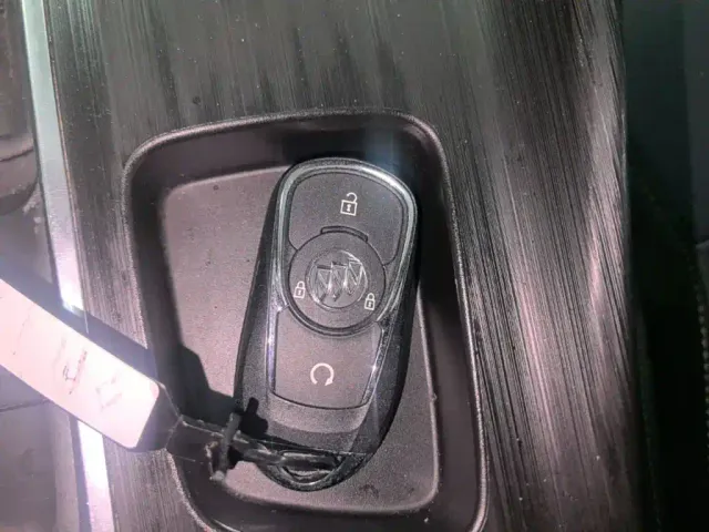 Buick Velite 6 — Фото автомобиля 8