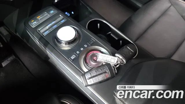 Genesis GV70 Electrified GV70 — Фото автомобиля 2