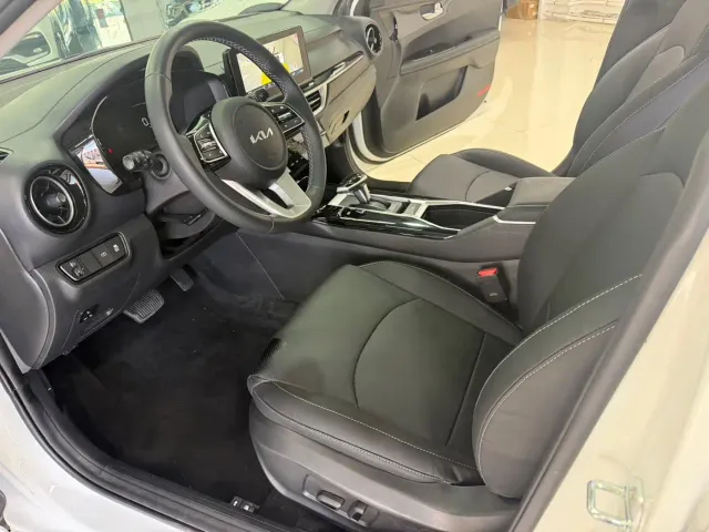 Kia K3 — Фото автомобиля 6
