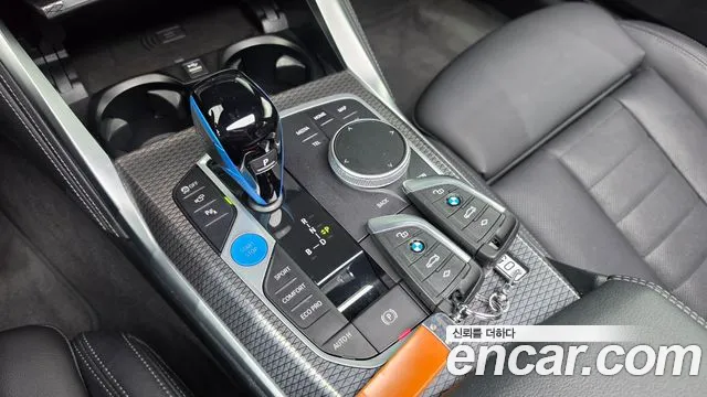 BMW i4 — Фото автомобиля 12