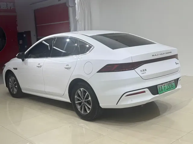 BYD Qin PLUS — Фото автомобиля 4
