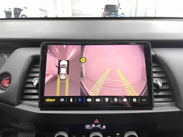 Honda Fit — Фото автомобиля 17