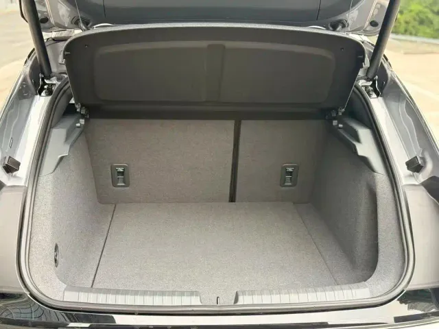 Audi E5 Sportback — Фото автомобиля 9