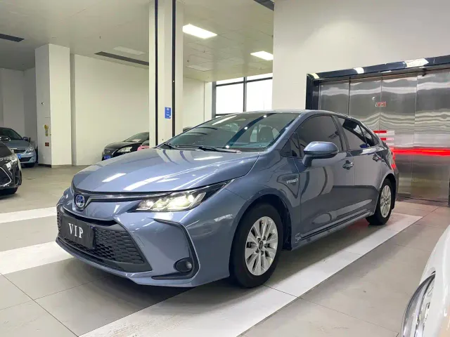 Фотография автомобиля — Toyota Corolla