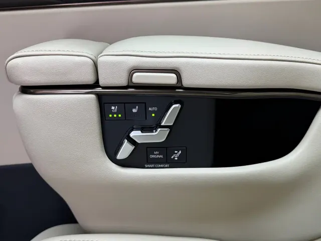 Toyota Alphard — Фото автомобиля 15