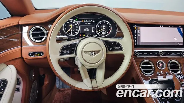 Bentley Continental — Фото автомобиля 13